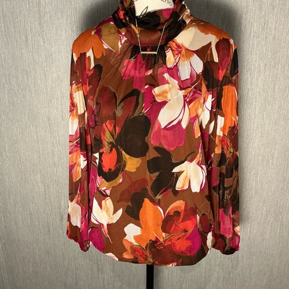 NWOT Susan Graver Floral Blouse - Red, Pink, Brown Size Large - Picture 2 of 12